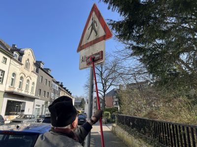 BmU15.03.25 10 28 12 kl